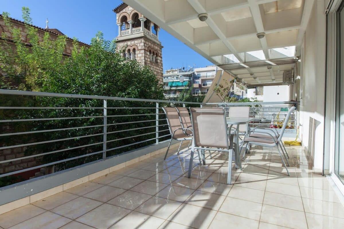 Scenic Balcony Apt In Vibrant Petralona 雅典 外观 照片